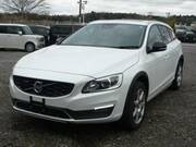 2017 VOLVO V60