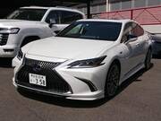 2018 LEXUS ES