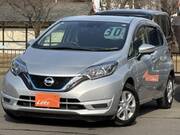 2017 NISSAN NOTE