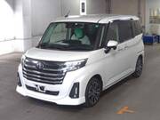 2022 TOYOTA ROOMY