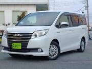 2014 TOYOTA NOAH (Left Hand Drive)