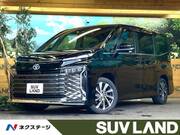 2022 TOYOTA VOXY
