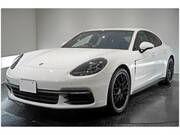 2017 PORSCHE PANAMERA