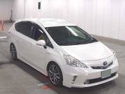 2013 TOYOTA PRIUS ALPHA