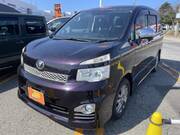 2011 TOYOTA VOXY