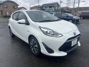 2017 TOYOTA AQUA