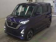 2022 NISSAN ROOX