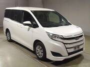 2018 TOYOTA NOAH
