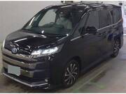 2022 TOYOTA NOAH