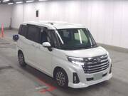 2020 TOYOTA ROOMY