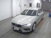 2018 VOLVO V60