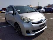 2013 TOYOTA RACTIS G