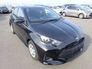 2022 TOYOTA YARIS