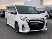 2015 TOYOTA NOAH SI