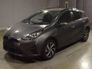 2020 TOYOTA AQUA