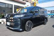 2022 TOYOTA NOAH