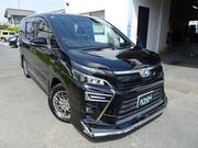2017 TOYOTA VOXY