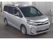 2018 TOYOTA VOXY