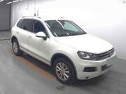 2011 VOLKSWAGEN TOUAREG