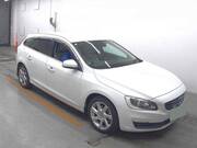 2014 VOLVO V60