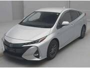2017 TOYOTA PRIUS PHV