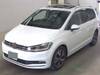 VOLKSWAGEN GOLF TOURAN
