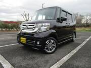 2016 HONDA N-BOX CUSTOM