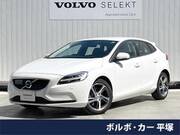 2018 VOLVO V40