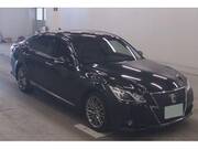 2013 TOYOTA CROWN HYBRID