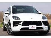 2020 PORSCHE MACAN