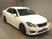 2011 TOYOTA CROWN