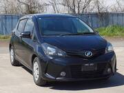 2015 TOYOTA VITZ F