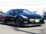 2014 NISSAN GT-R