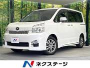 2012 TOYOTA VOXY