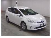 2012 TOYOTA PRIUS ALPHA G