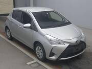 2018 TOYOTA VITZ F