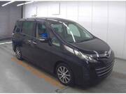 2010 MAZDA BIANTE