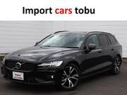 2021 VOLVO V60