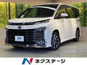 2022 TOYOTA VOXY