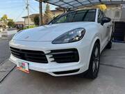 2020 PORSCHE CAYENNE COUPE