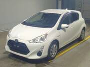 2015 TOYOTA AQUA S