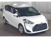 2020 TOYOTA SIENTA