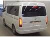 TOYOTA HIACE REGIUS