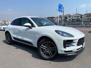 2019 PORSCHE MACAN