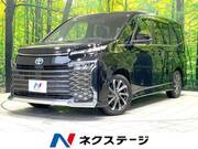 2022 TOYOTA VOXY