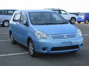 2004 TOYOTA RAUM