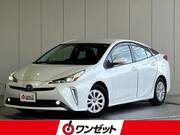 2022 TOYOTA PRIUS