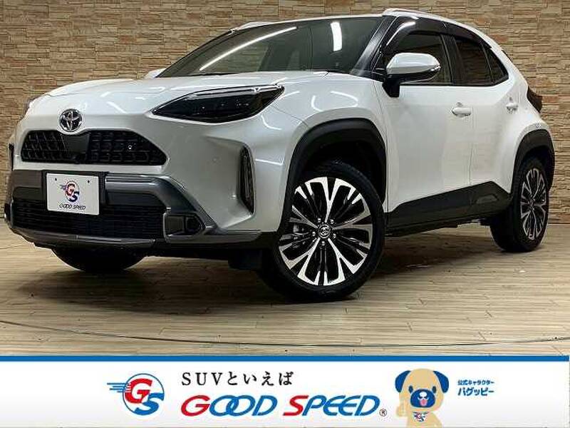 -YARIS CROSS