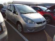 2011 MITSUBISHI COLT