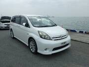 2010 TOYOTA ISIS